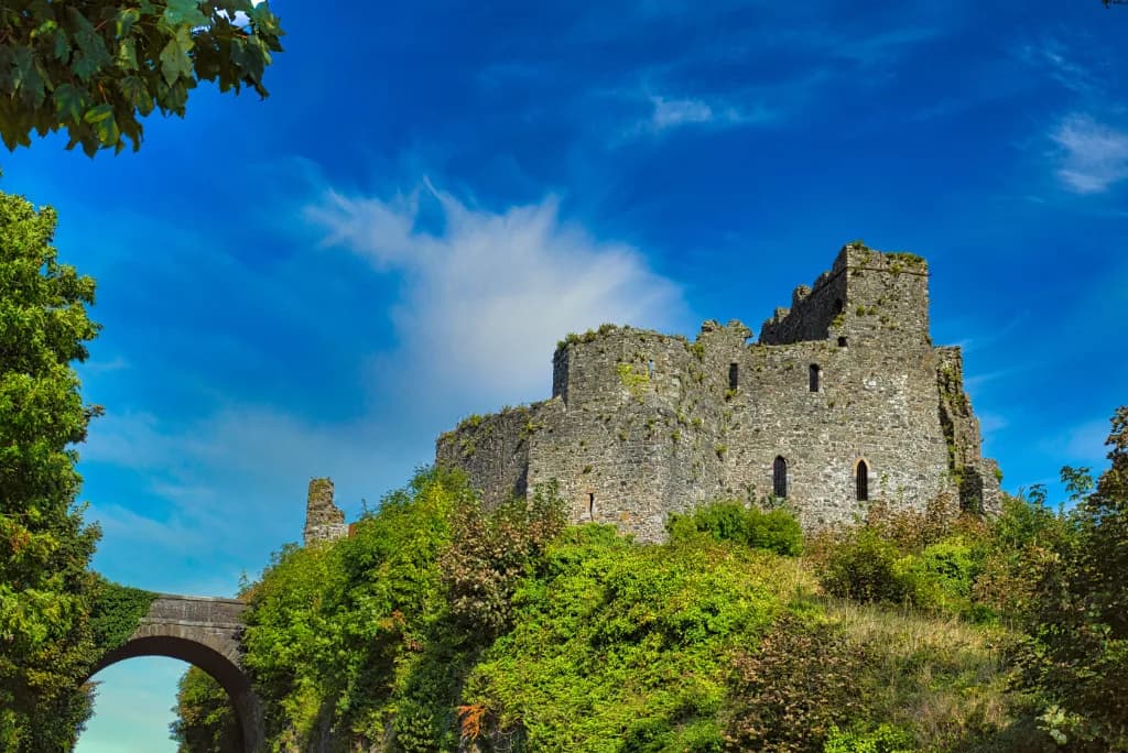 Carlingford Castle: Norman Stronghold Above the Lough