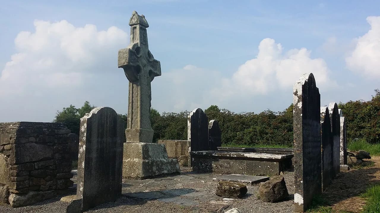 Killamery High Cross: A Visitor Guide to the Snake-Dragon Cross