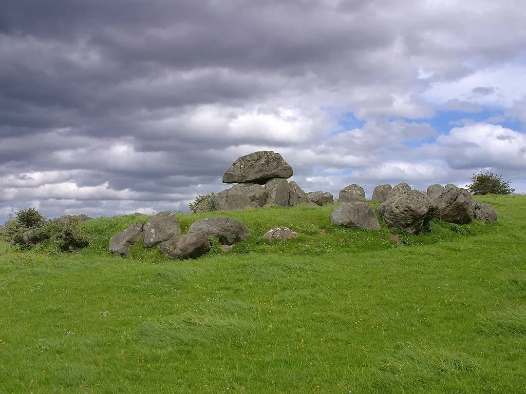 Passage Tombs in Ireland: Newgrange, Carrowmore and Loughcrew