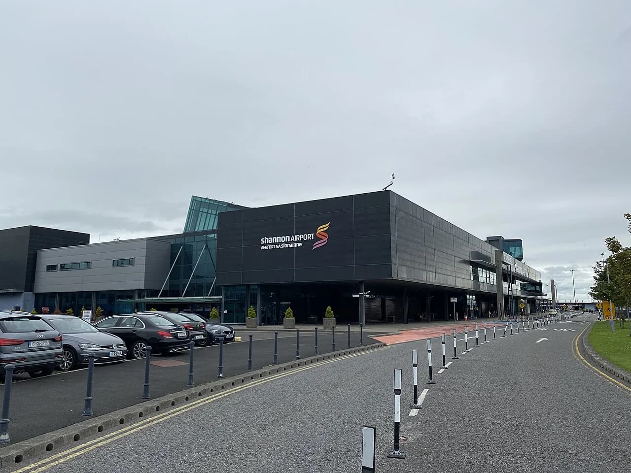 Shannon Aviation Museum: Guide to Ireland's Air Corps Collection