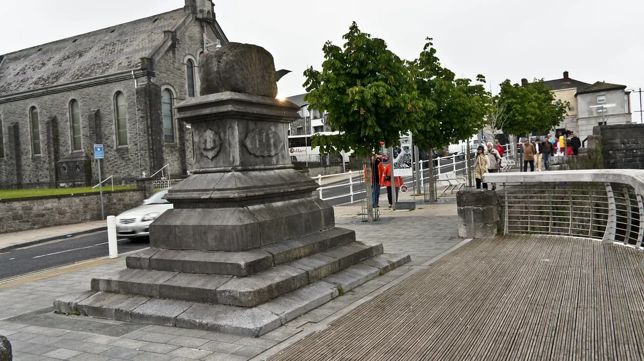 Treaty Stone Limerick: History and Visiting the Riverside Monument