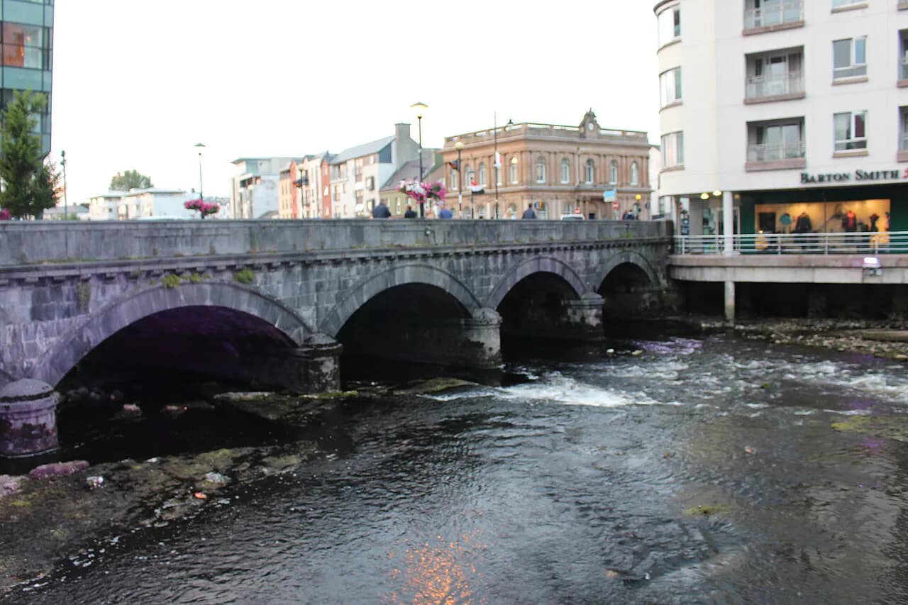 Yeats Society Sligo: Exhibition, Gallery and Building Guide