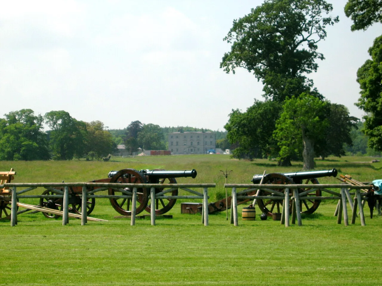 Cannon displays at the Battle of the Boyne site, Oldbridge.
