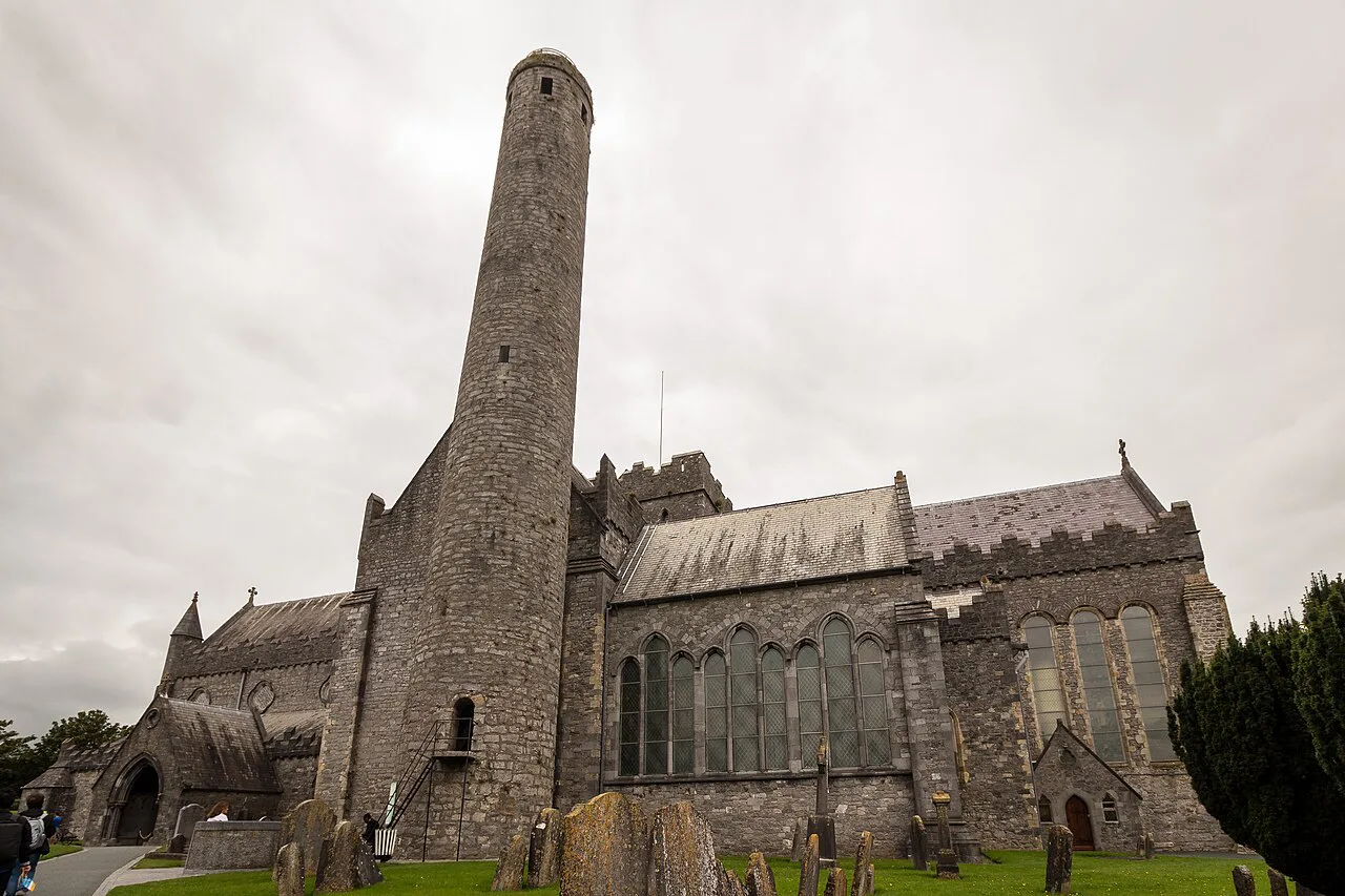 St Canice's Cathedral and round tower, Kilkenny.