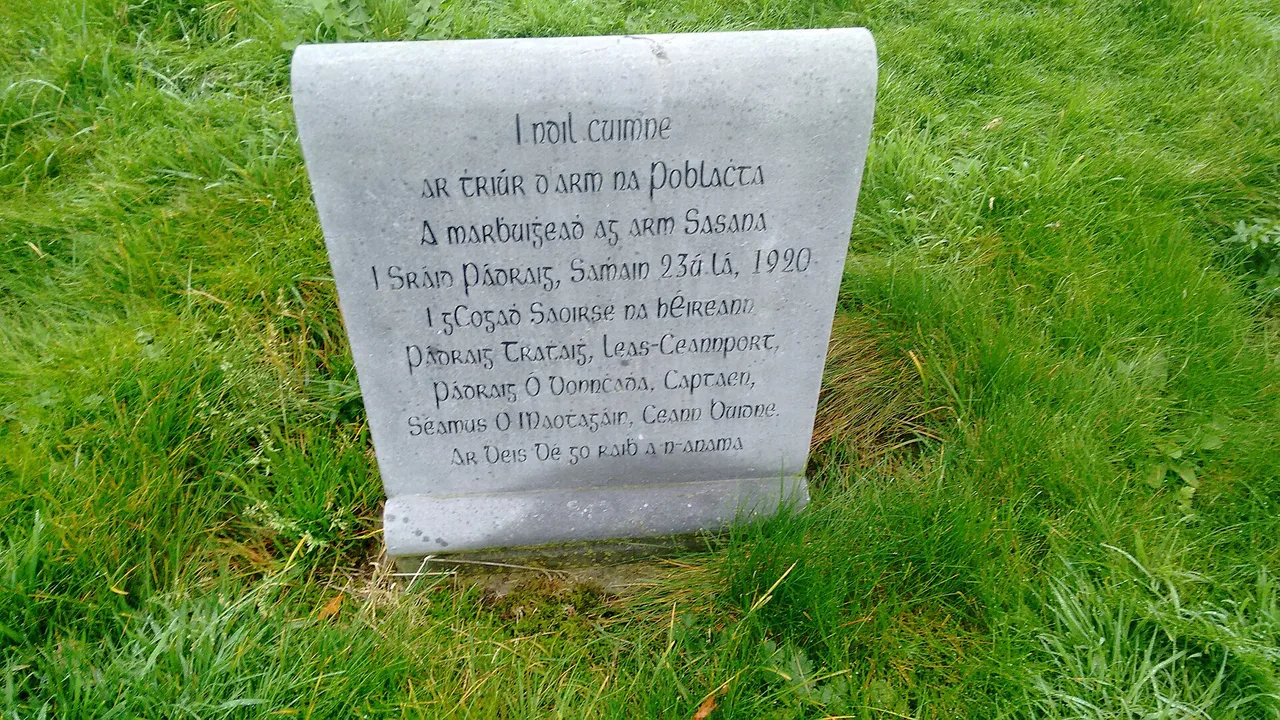 Republican grave in St Finbarr's Cemetery, Cork.