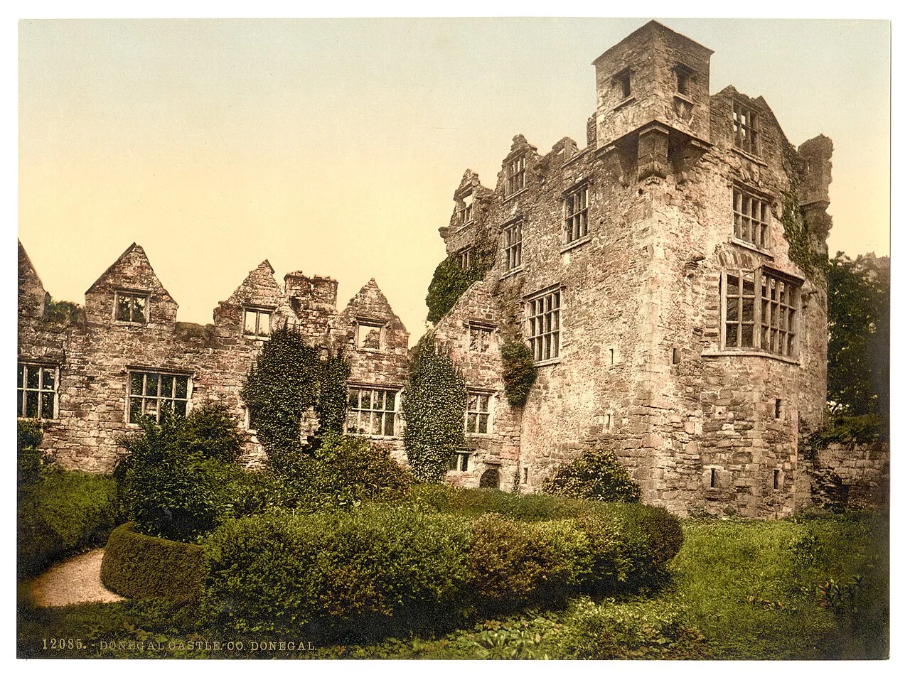 Historic photochrom print of Donegal Castle, dating from 1890–1900.