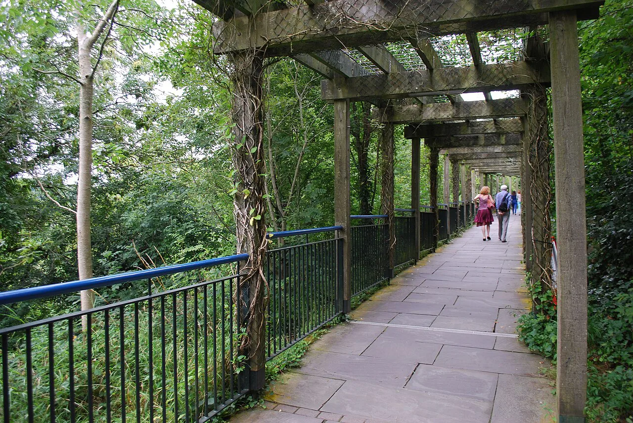 Walkway at the Brú na Bóinne Visitor Centre.