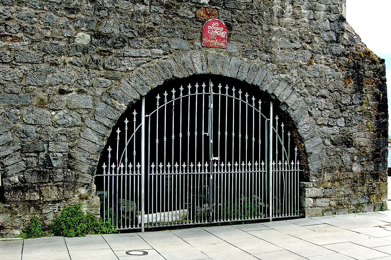 Gate in the Spanish Arch, Galway.