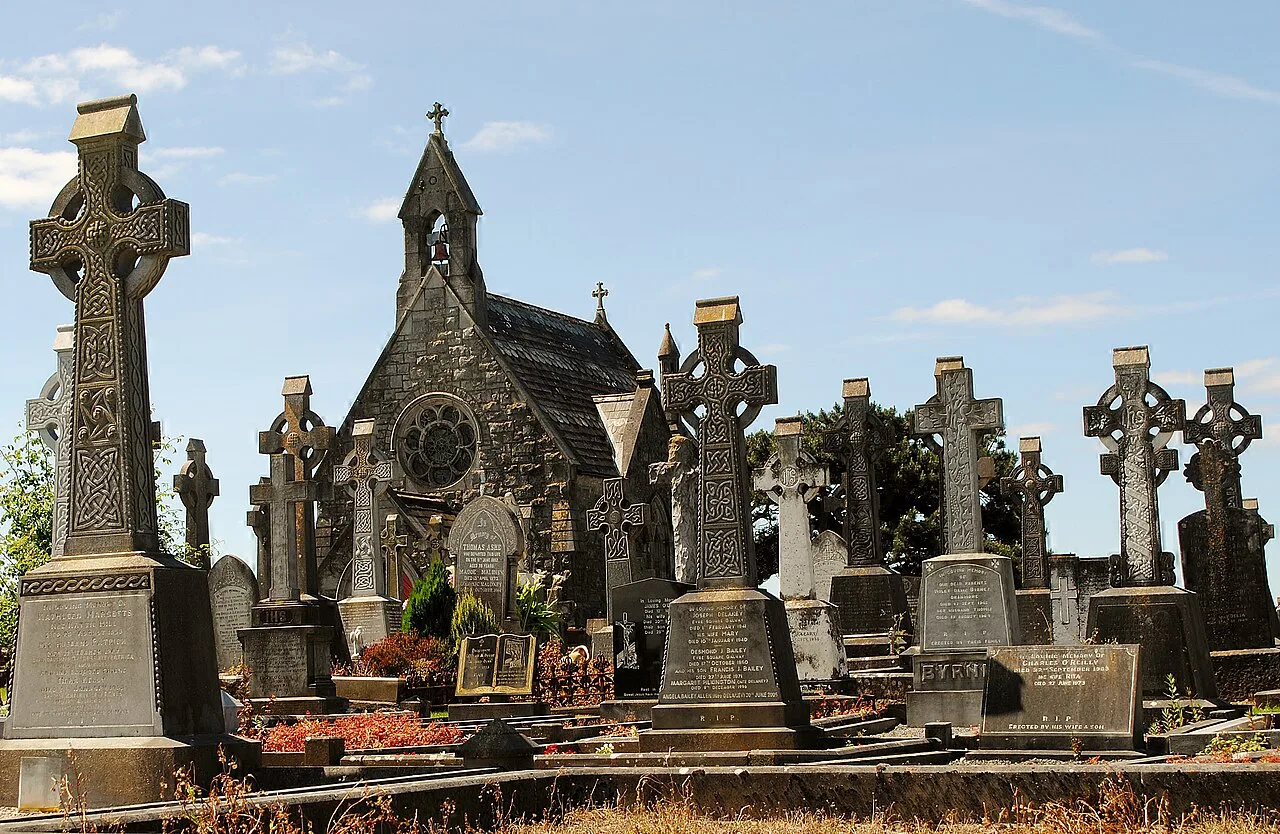 Gravestones and chapel in Bohermore Cemetery, Galway.