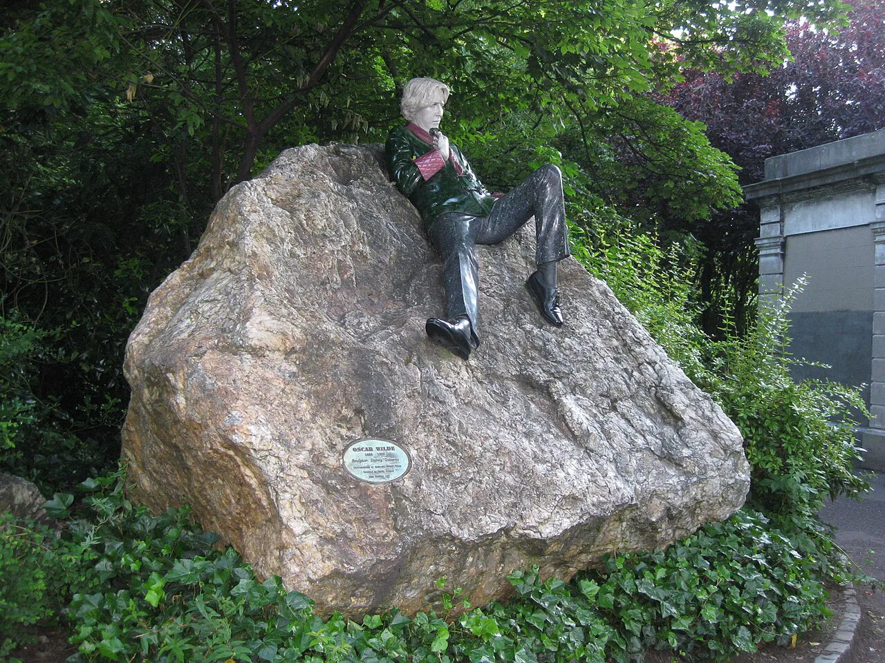 The Oscar Wilde memorial in Merrion Square Park, Dublin.