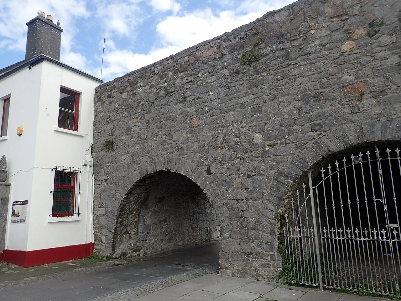 The Spanish Arch, Galway. Resized and converted to WebP.
